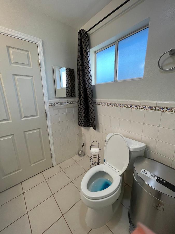 Private Room In Los Angeles With Wifi, Tv, And View Of Hollywood Sign & Shared Kitchen Екстер'єр фото